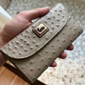 Dooney and Bourke wallet